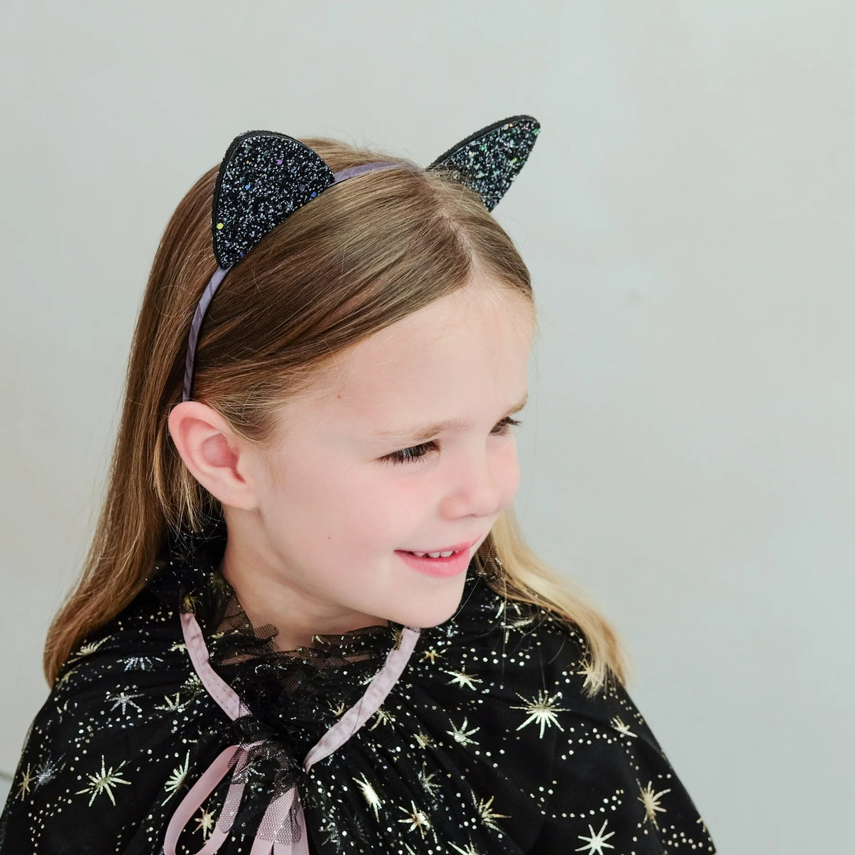 Kisueyru · Spooky Glitter
