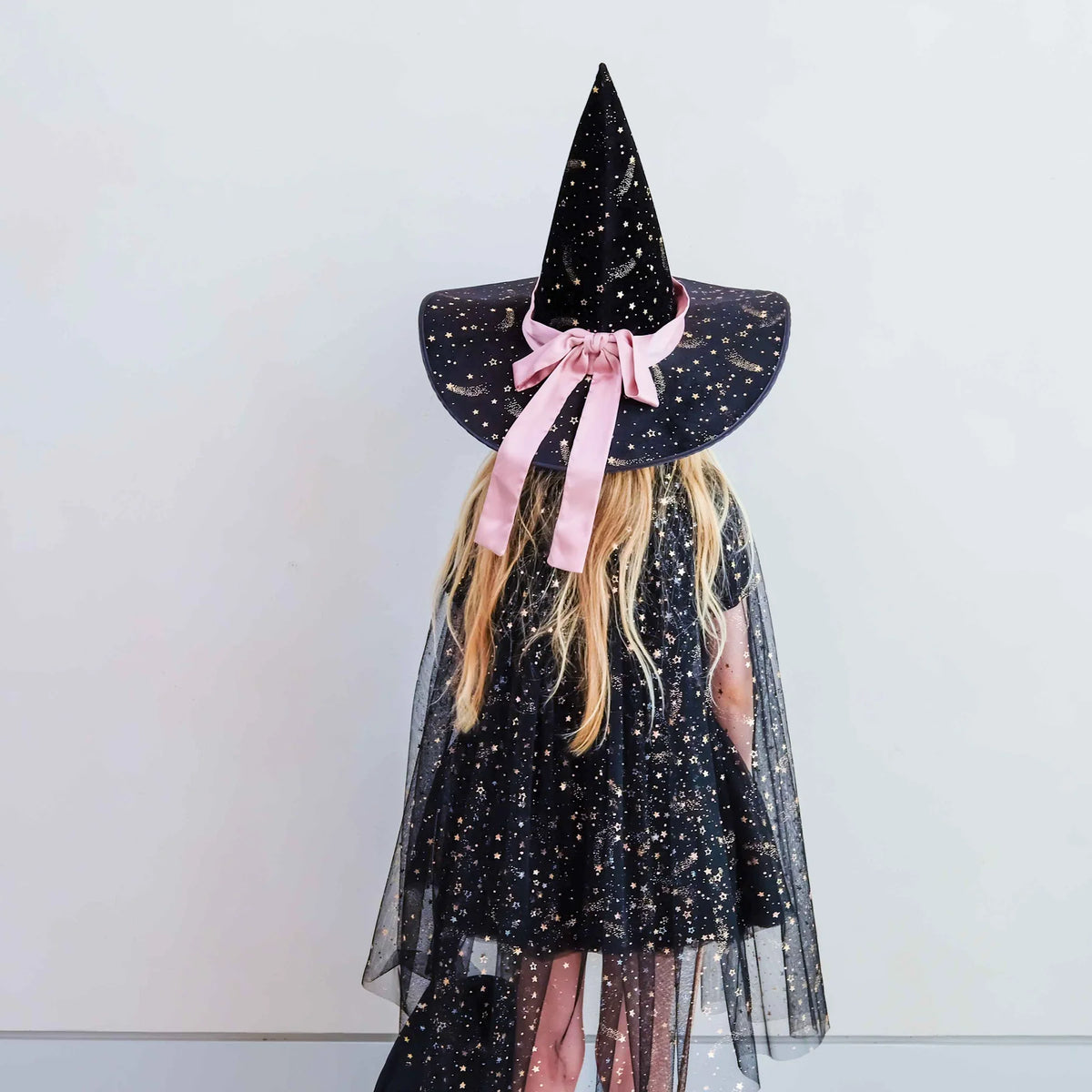 Hattur Flauel · Ethel