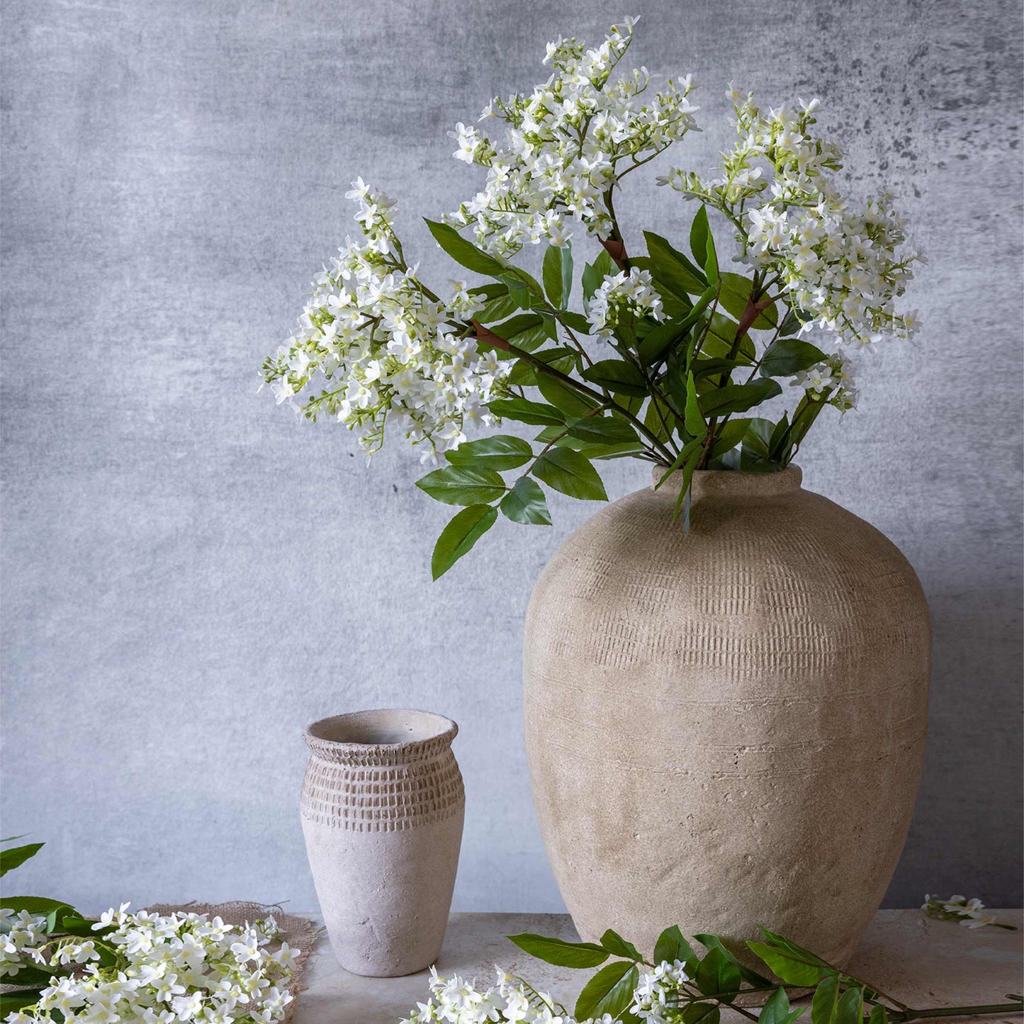 DIMM: Gerviblóm · Lilac Stem · White