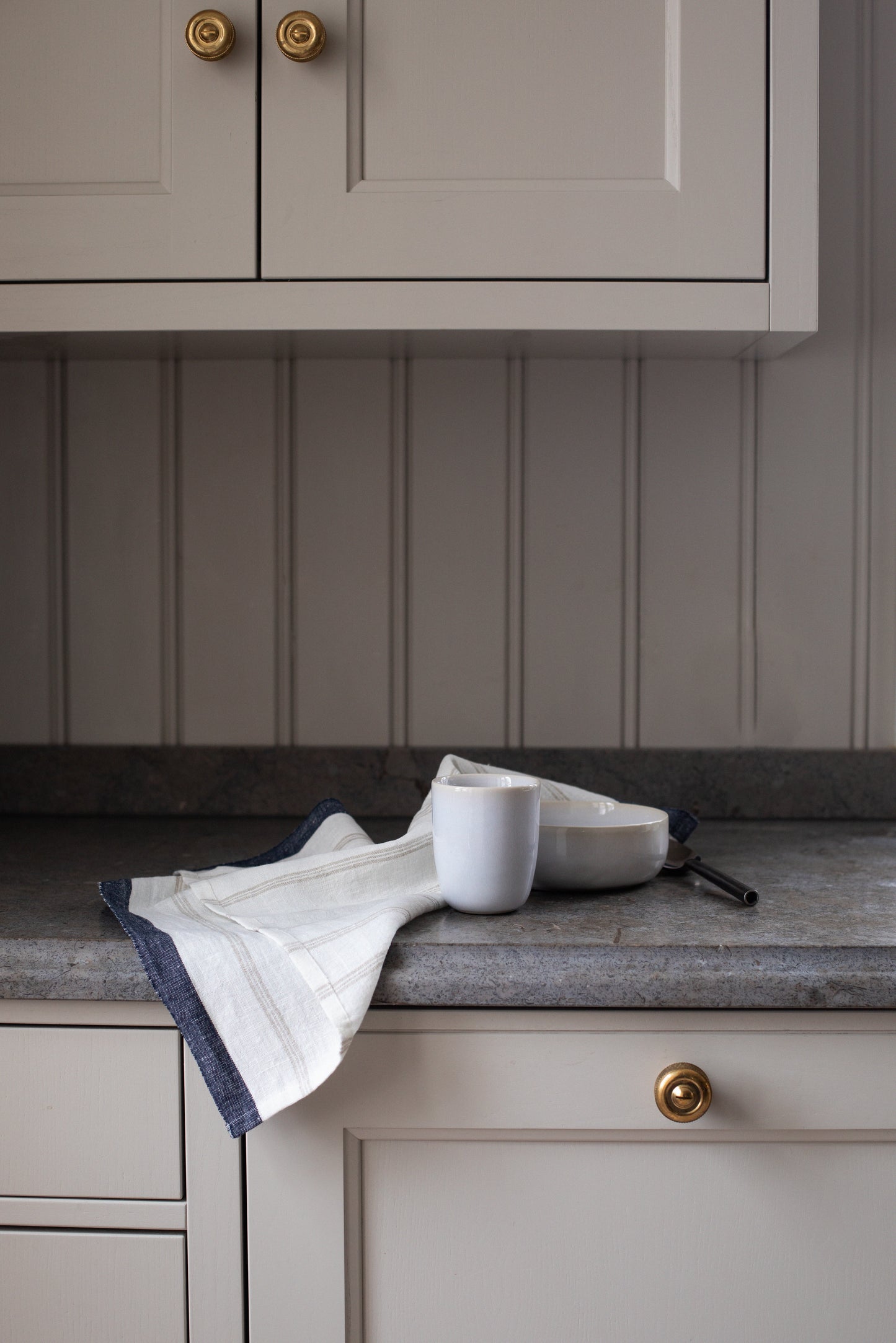 DIMM: Maya viskastykki · Navy stripe