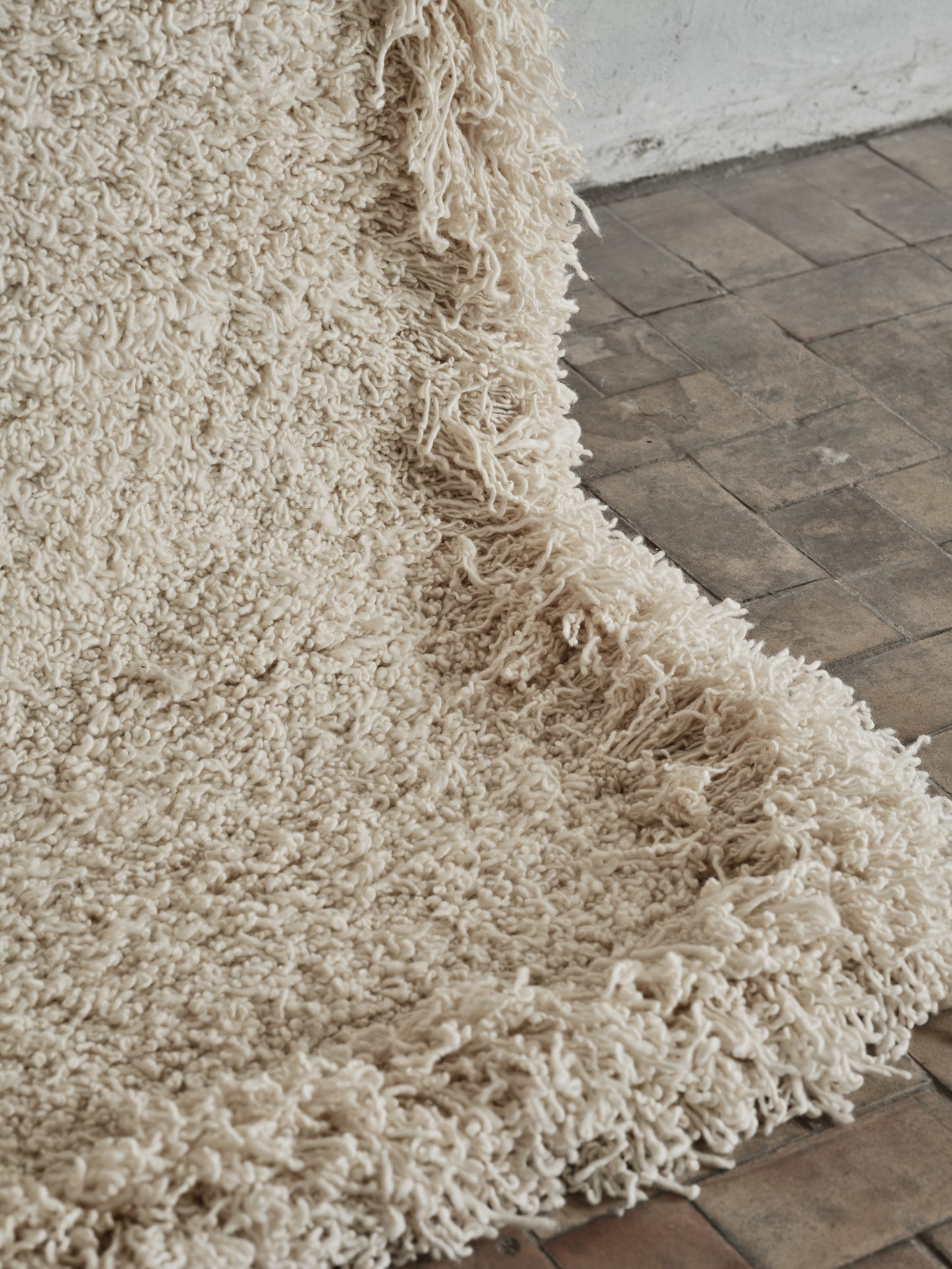 DIMM: Ullarmotta · no 15 · 230x280 cm · SÉRPÖNTUN