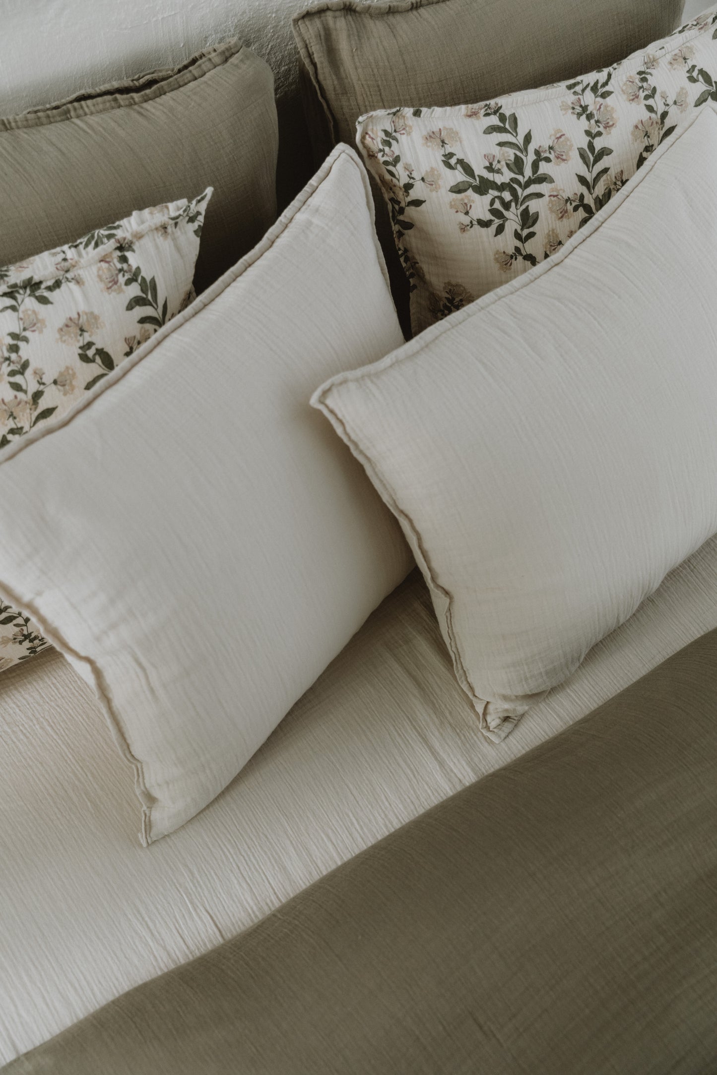 DIMM: Sængurverasett muslin 140x200 · Eggshell