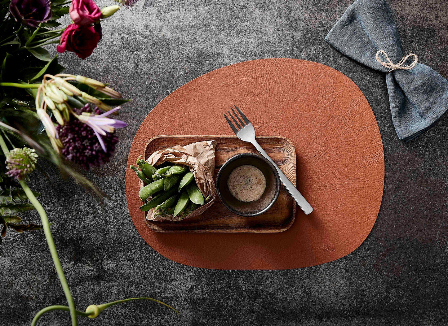 DIMM: Diskamotta leður · 41x33,5 cm · cinnamon buffalo