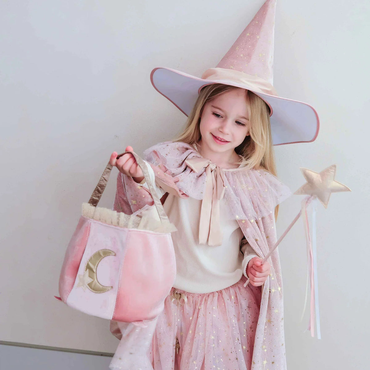 Trick or treat taska · Pink cauldron