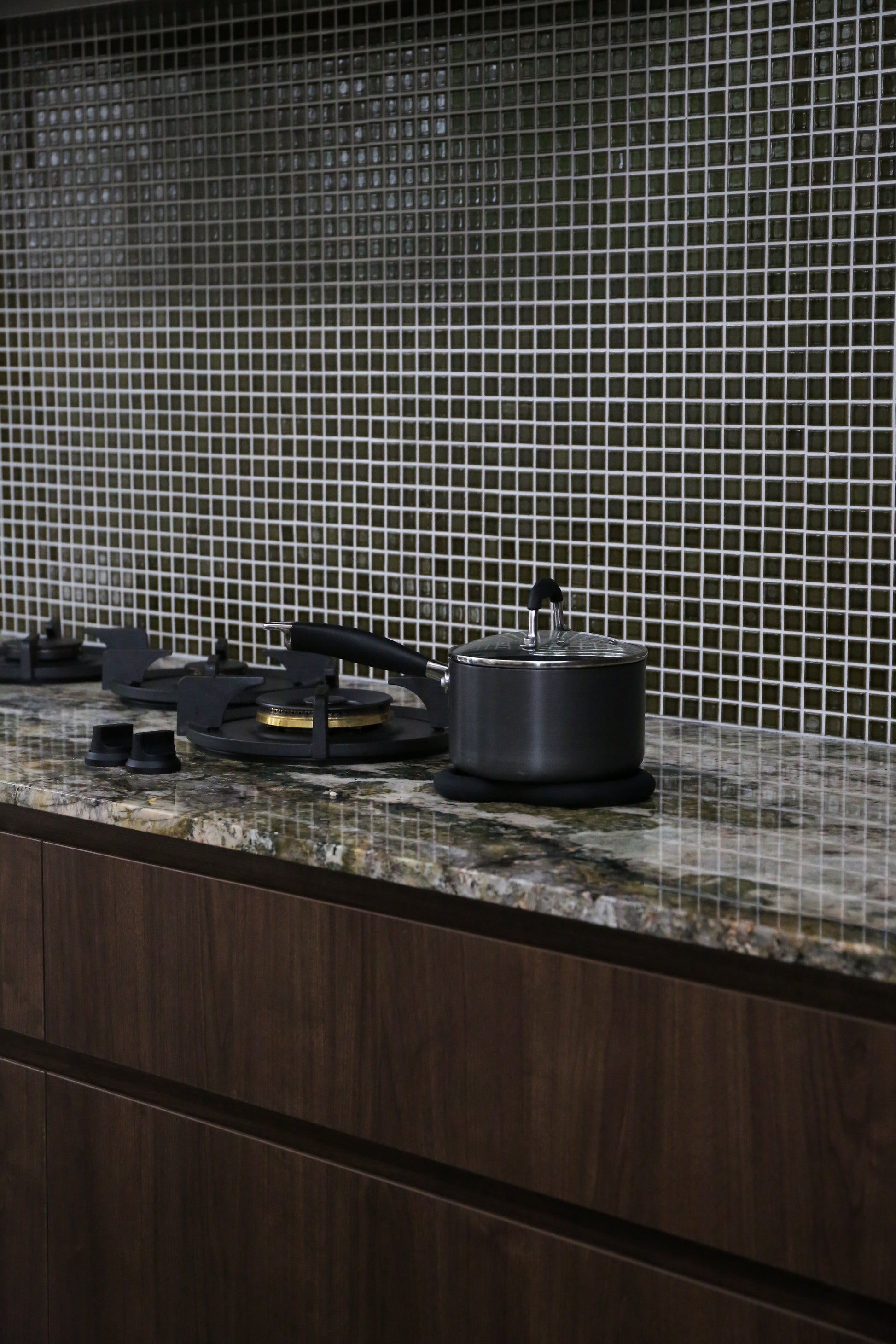 DIMM: Curve hitaplatti · Svartur