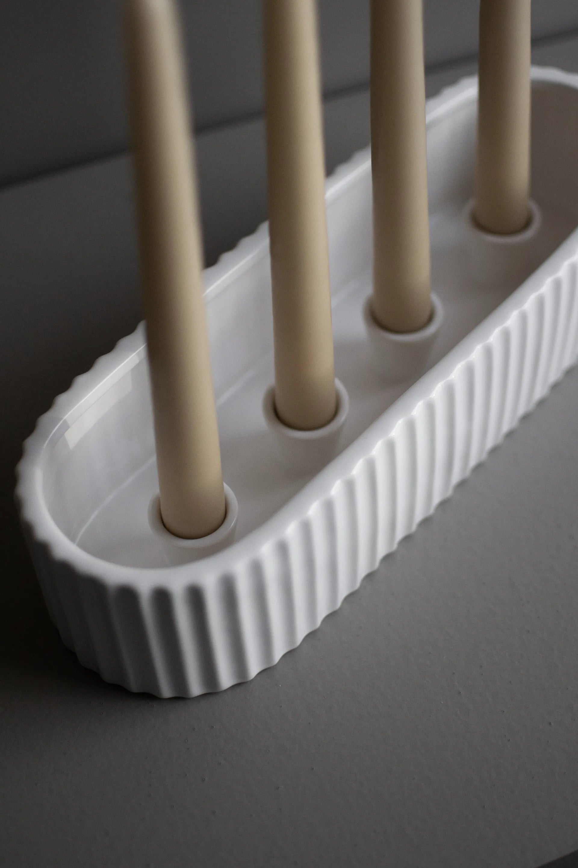 DIMM: Kertastjaki / aðventukrans · Stripe · white