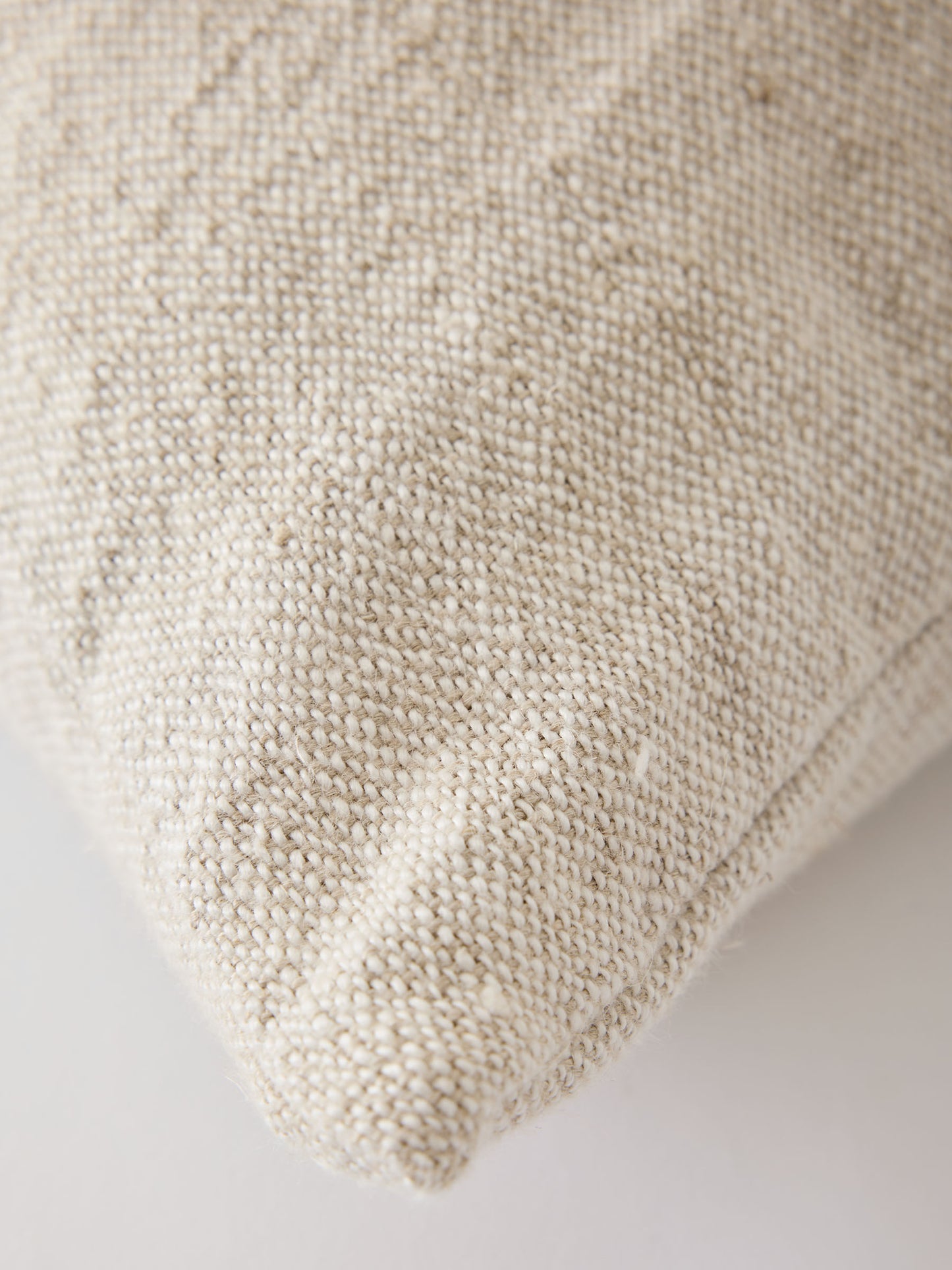 DIMM: Adrian púðaver · Brown · 40x60 cm