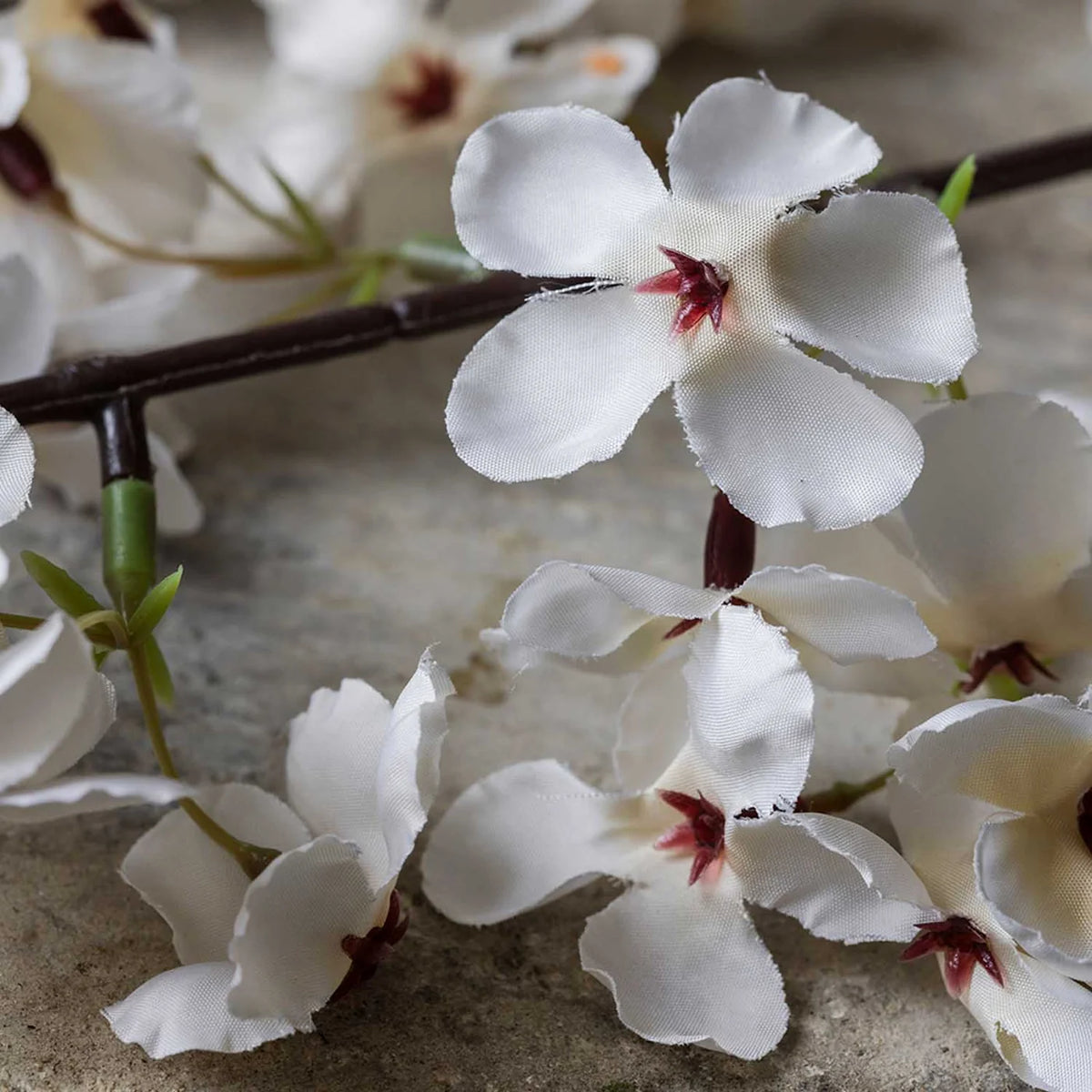 DIMM: Gerviblóm · Pear Blossom