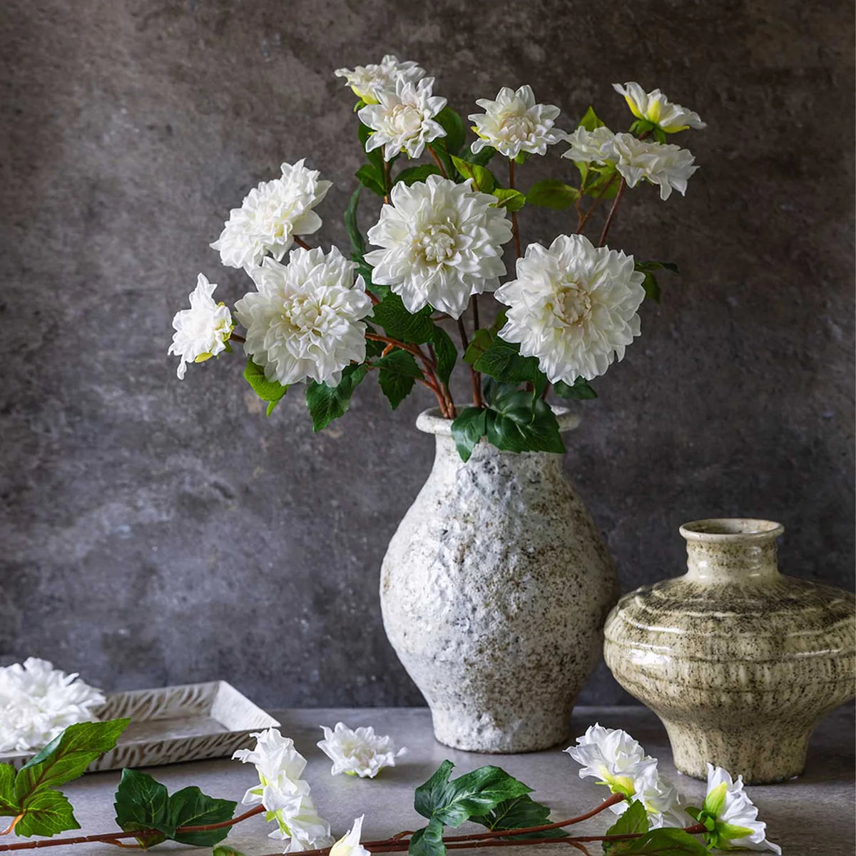 DIMM: Gerviblóm · Real Touch Dahlia · Cream