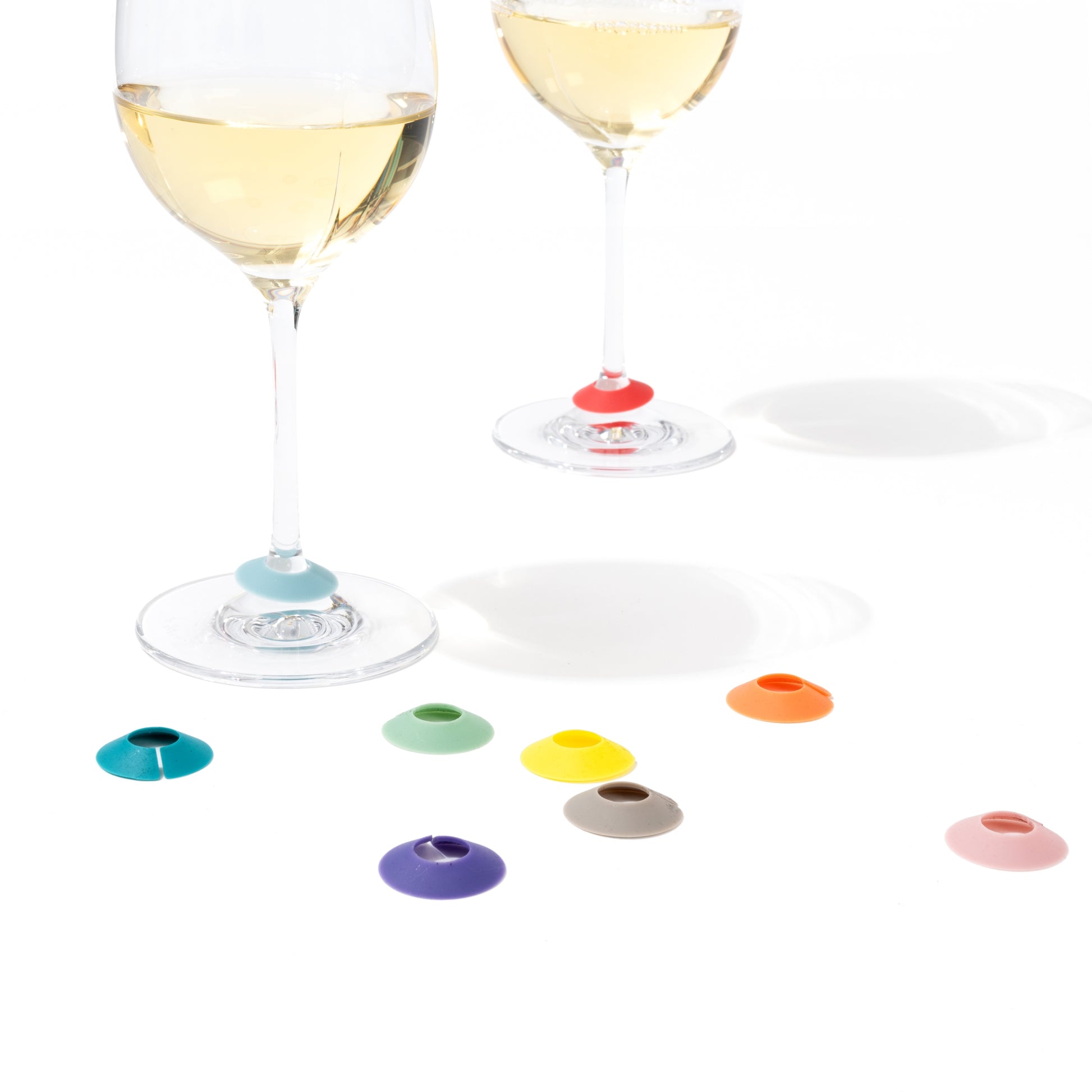 DIMM: L´Atelier du Vin glasamerki · Chic Glass Rainbow