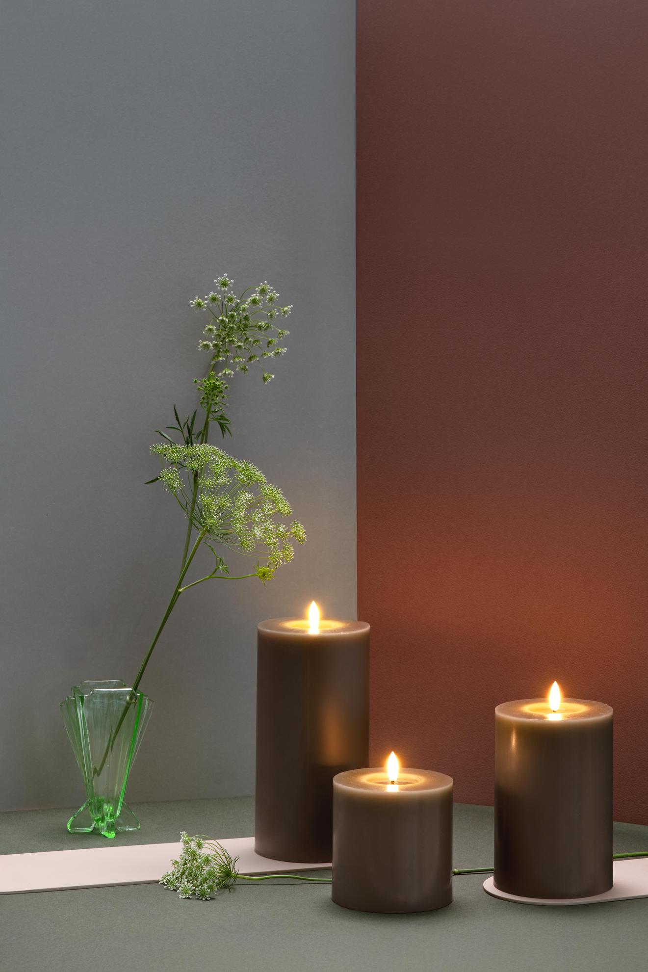 DIMM: Led kubbakerti Silk melted · dark sand · 7,4cm breidd