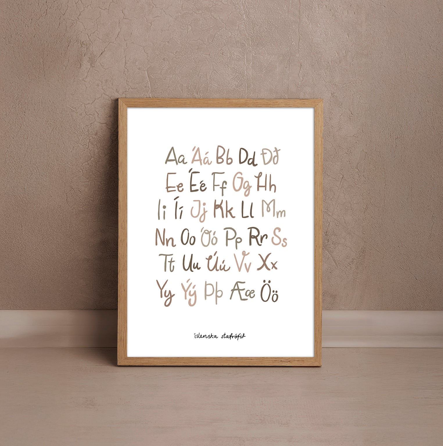 DIMM: Krot dagsins veggspjald · Stafróf · brúnt