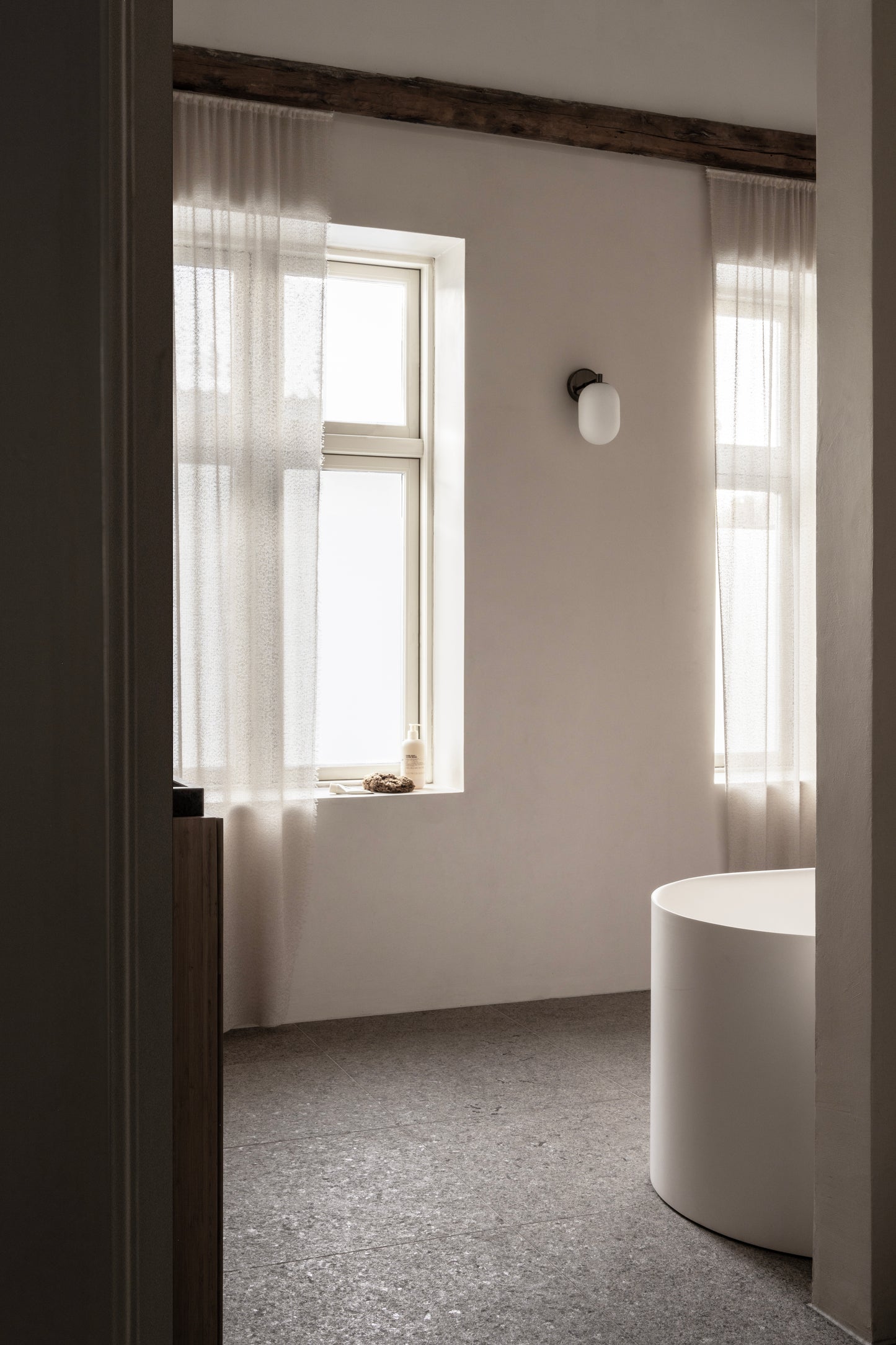 DIMM: Veggljós · Noor