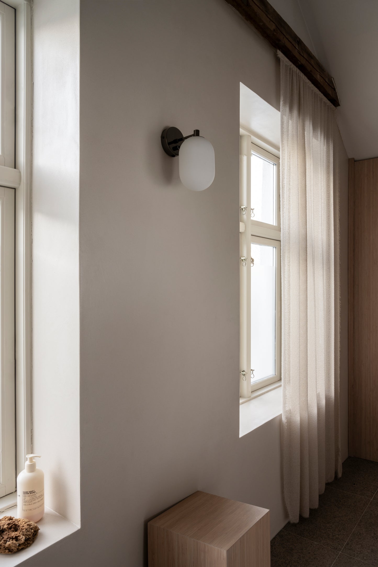 DIMM: Veggljós · Noor