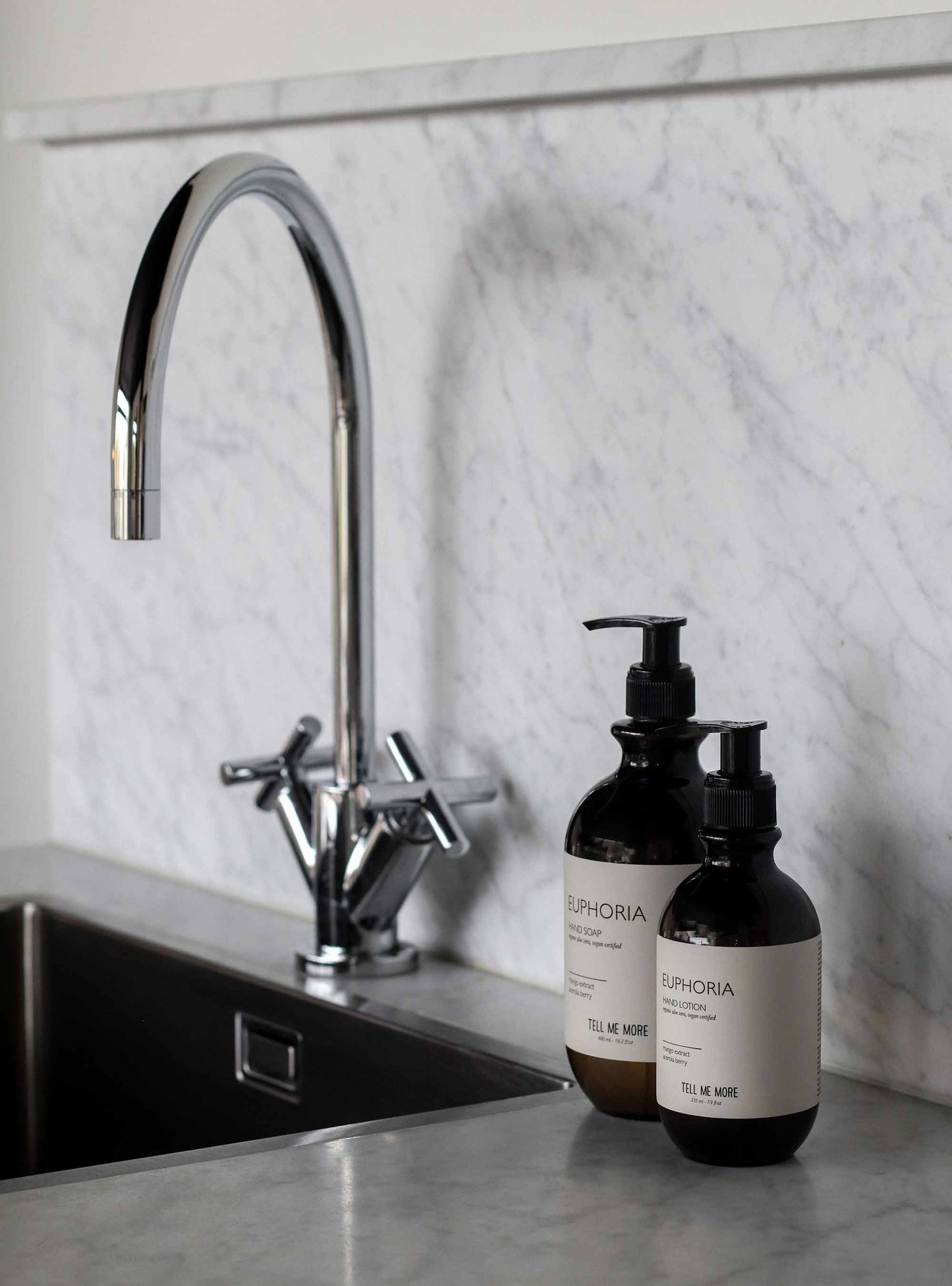 DIMM: Handsápa · Euphoria 480ml