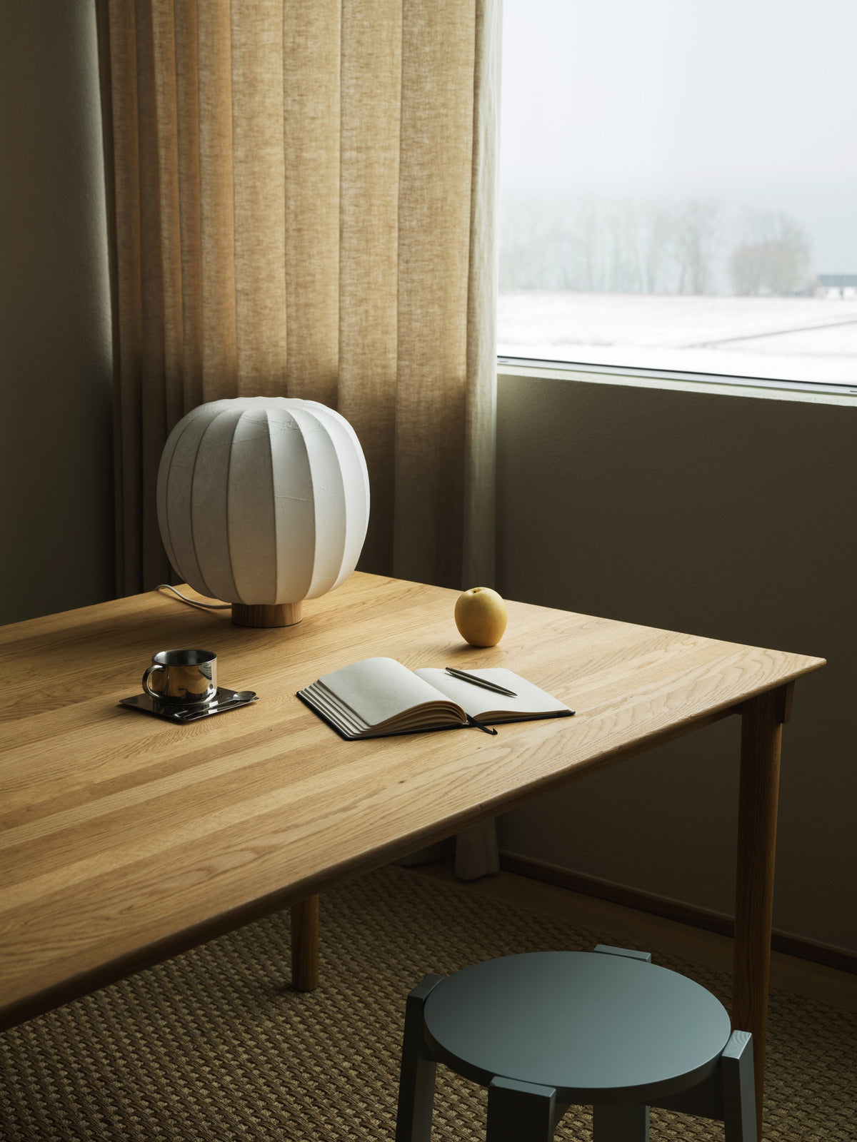 DIMM: Borðlampi Lunari High · Natural ash