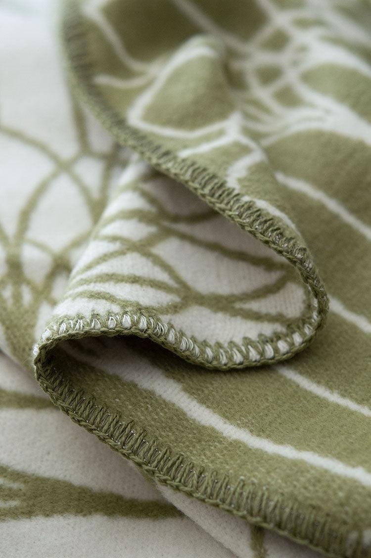 DIMM: Lina Johansson Abbey teppi · Khaki green